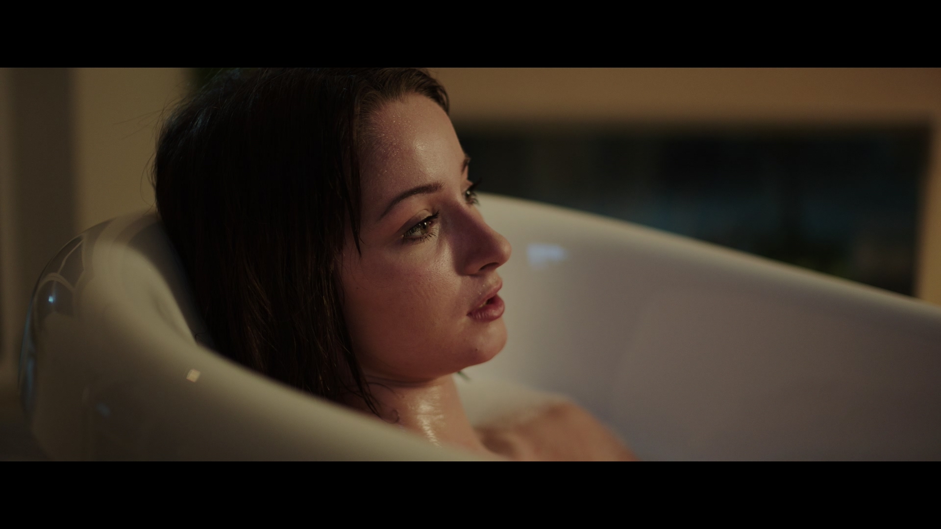 她看到红色/她看见红色/She Sees Red - Interactive Movie - 6