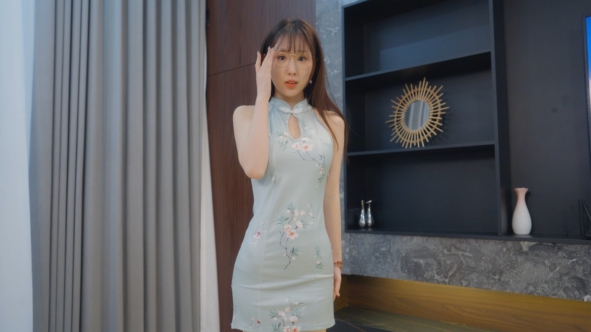 我的同居女神：小姨子的奇妙故事插图2