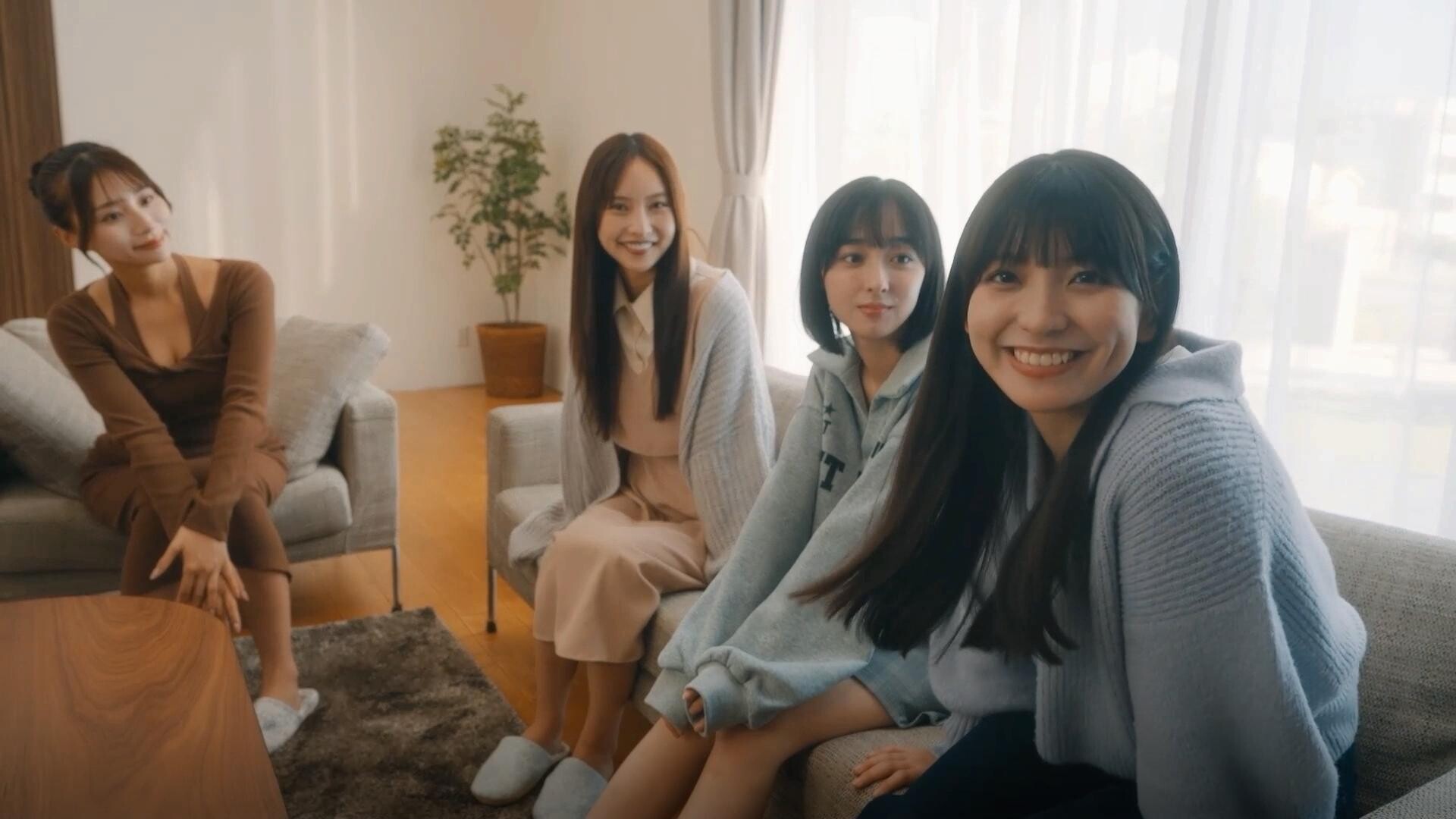 图片[2]-嘟嘟嘟~恋爱信号响不停,美女室友们教我如何淡定?|中字-国语|Build.22173934+预购特典+全DLC|解压即撸|-尚艺游戏库