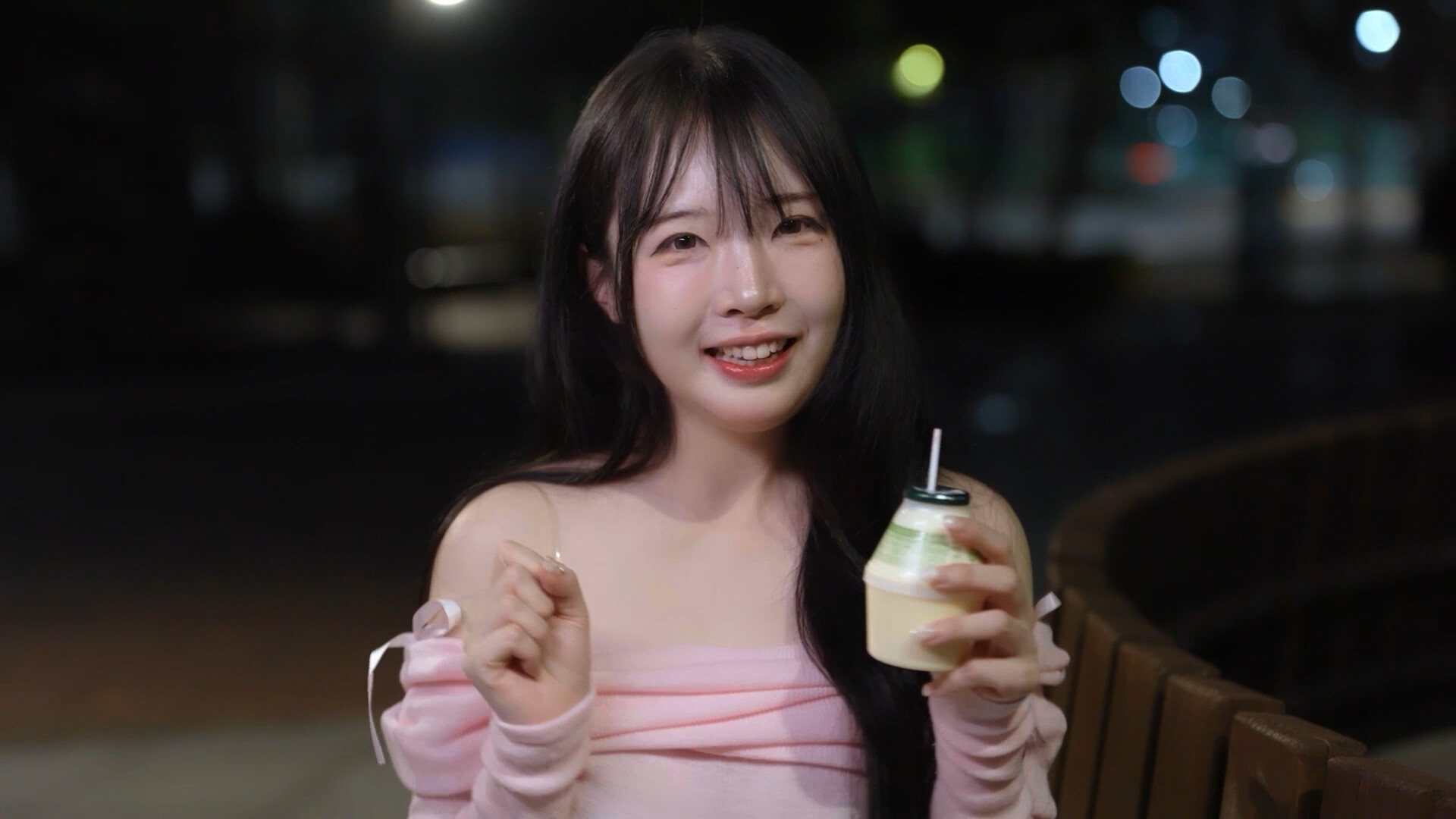 嘘, 美女拍摄中插图3vtavta 截图 #1