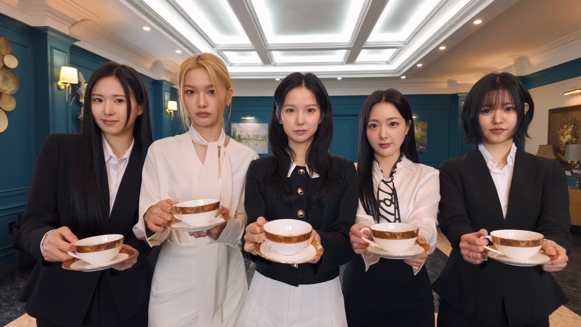 我和美女锁在办公室了|Demo插图2跳跳游戏网 我和美女锁在办公室了|Demo插图2跳跳游戏网