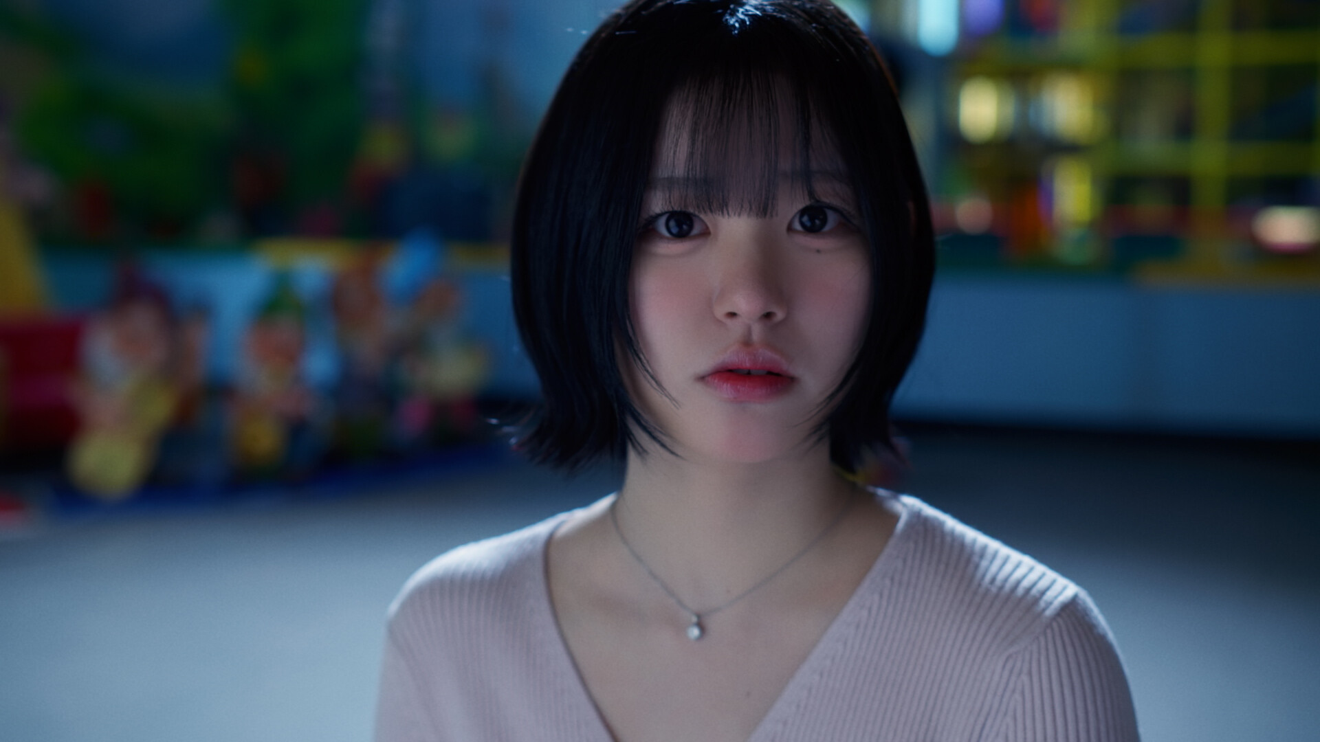 我和美女锁在办公室了|Demo插图6跳跳游戏网 我和美女锁在办公室了|Demo插图6跳跳游戏网